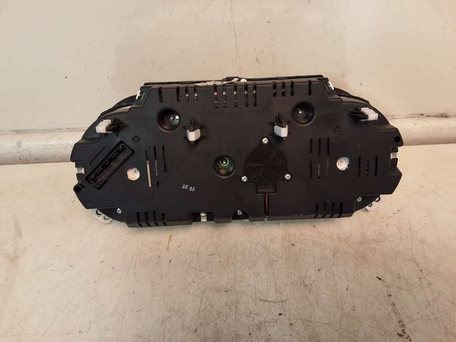 Instrumentpanel til Kia Cee