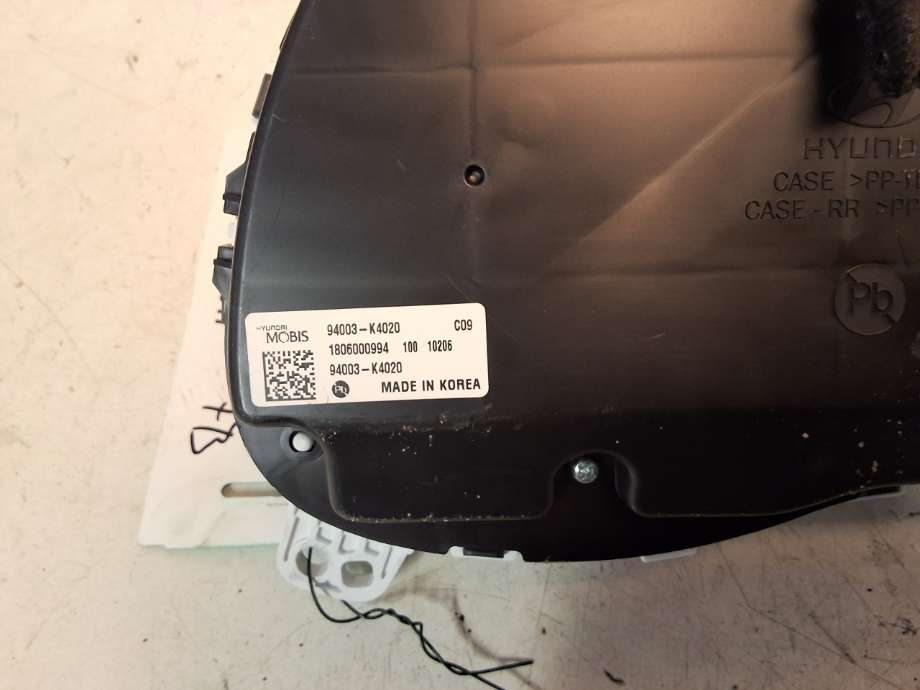 Instrumentpanel til Hyundai Kona 2017-2021 (Type I, Fase 1)  (HYUNDAI|94003K4020|)