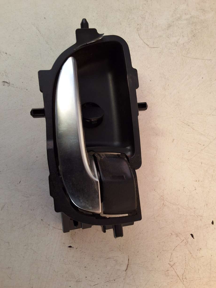 Dørhåndtak inv høyre til Toyota Auris, 2015-2019 (Type II, Fase 2)  (TOYOTA|6929312030)