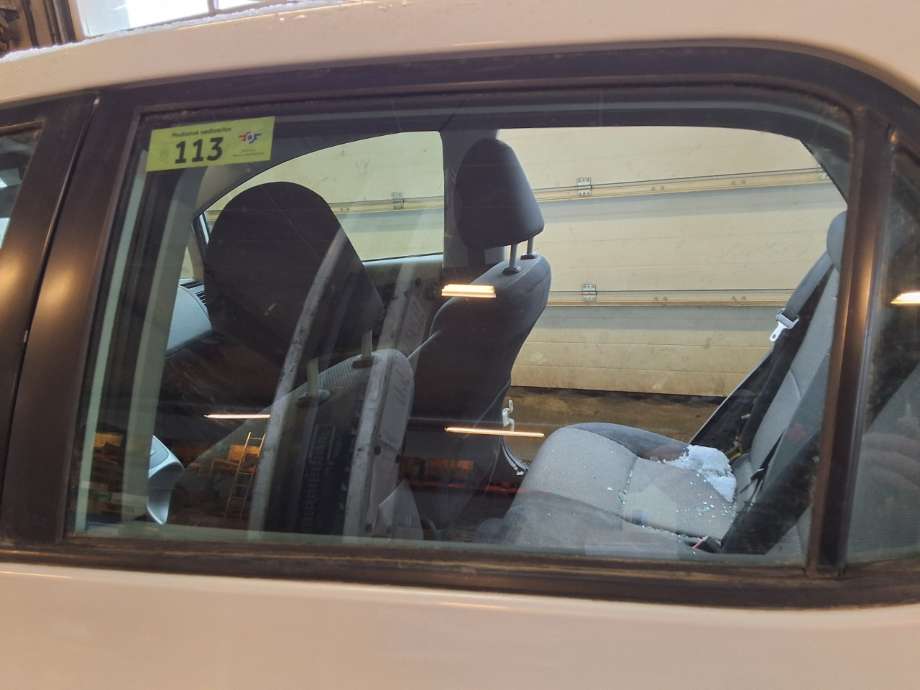 Siderute venstre bak til Toyota Auris 2010-2012 (Type I, Fase 2) (TOYOTA|6810402200|)