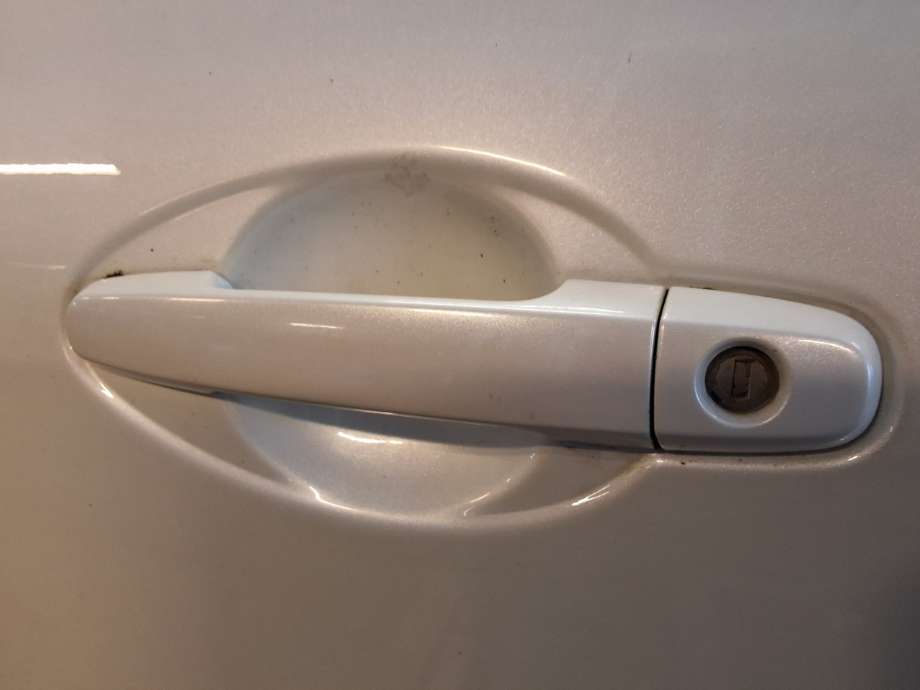 Dørhåndtak utv venstre foran til Toyota Auris 2010-2012 (Type I, Fase 2) (TOYOTA|692110D901|692020D010|)