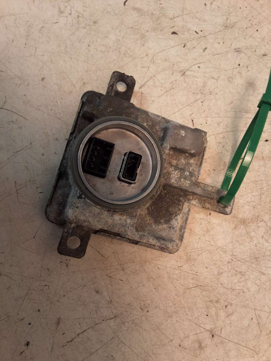 Styreenhet xenon/ballast til Audi A4 2007-2014 (Type IV) (B8) (B8) (AUDI|4G0 907 697 D|)