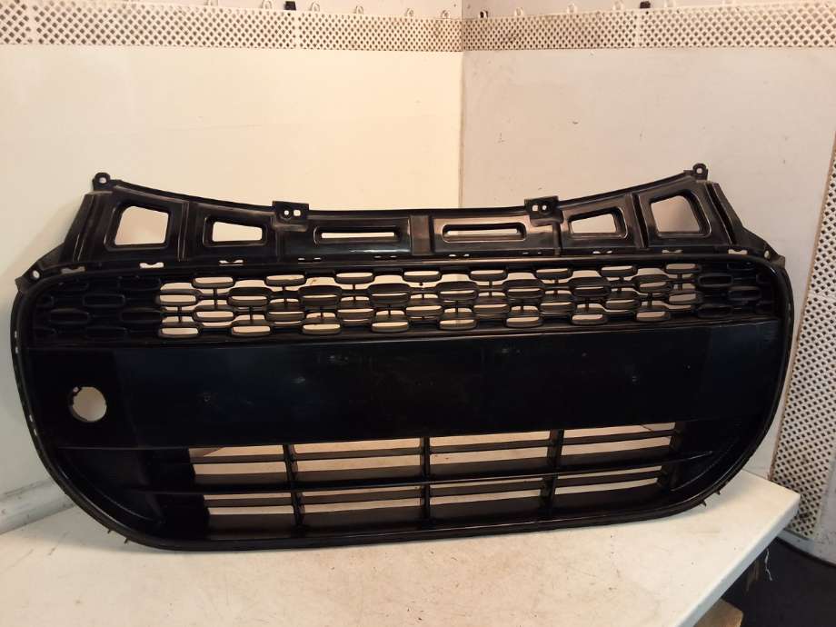 Grill til Kia Picanto, 2011-2017 (Type II) (KIA|86560 1Y510)