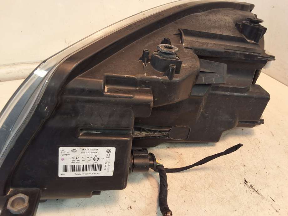 Frontlykt høyre halogen til VW Caddy 2010-2015 (Type III, Fase 2) (VOLKSWAGEN|2K5 941 006 B|2K5 941 006 C|)
