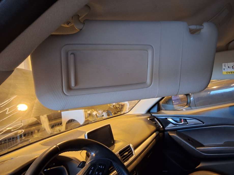 Solskjerm til Mazda 3 2013-2016 (Type III, Fase 1) (MAZDA|GHR169320A75|)