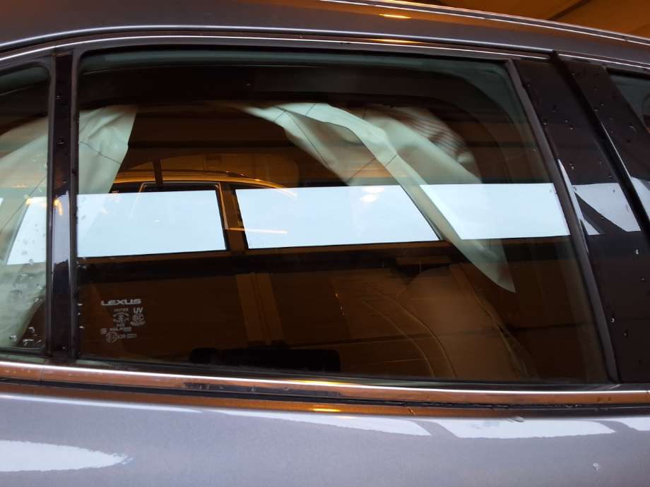 Siderute høyre bak til Lexus UX 2018-->> (LEXUS|6810376041|)