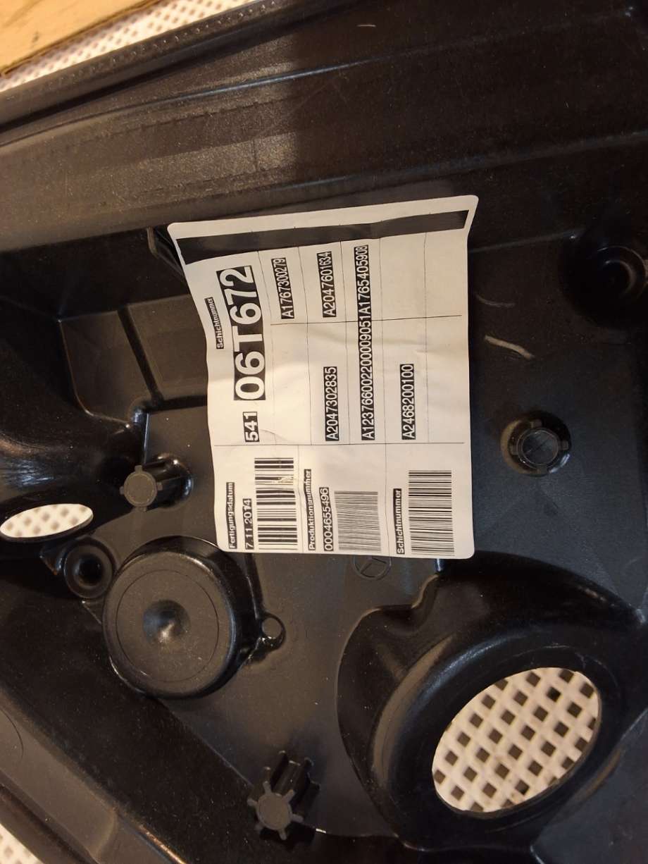 Ruteheis høyre bak til Mercedes GLA 2014-2020 (X156) (X156) (MERCEDES|A 176 730 02 79|)
