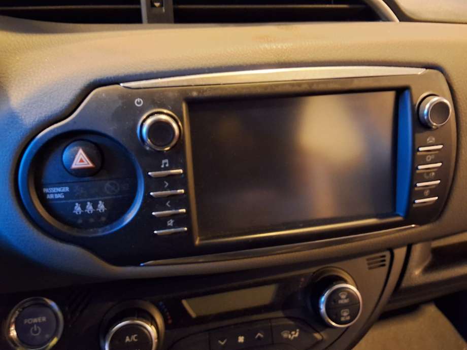 Instrument kjørecomputer til Toyota Yaris, 2014-2020 (Type III, Fase 2)  (TOYOTA|)