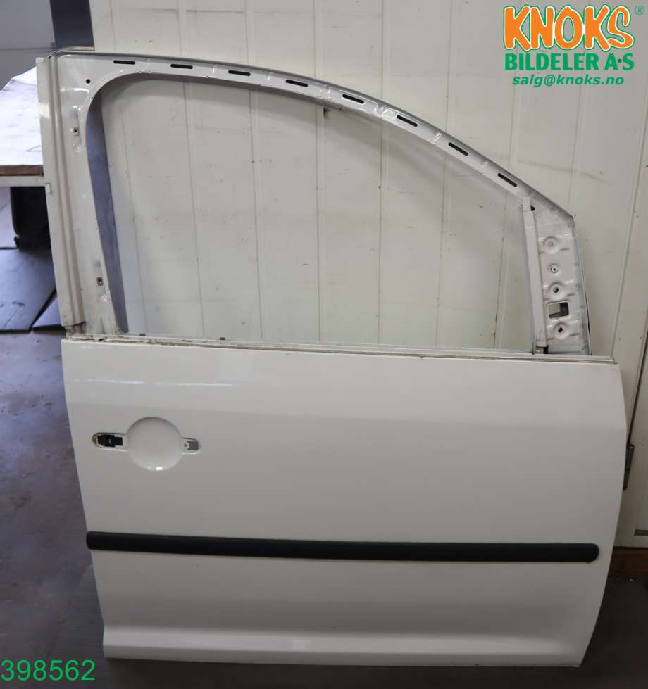 Dør høyre foran til VW Caddy 2010-2015 (Type III, Fase 2) (VOLKSWAGEN|2K0 831 056 B|)