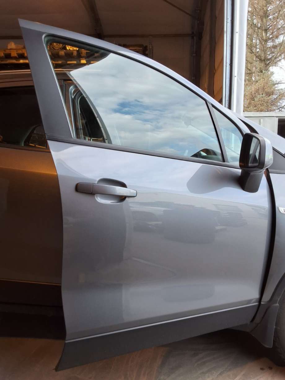 Dør høyre foran til Opel Mokka 2012-2016 (Type I, Fase 1) (OPEL|)
