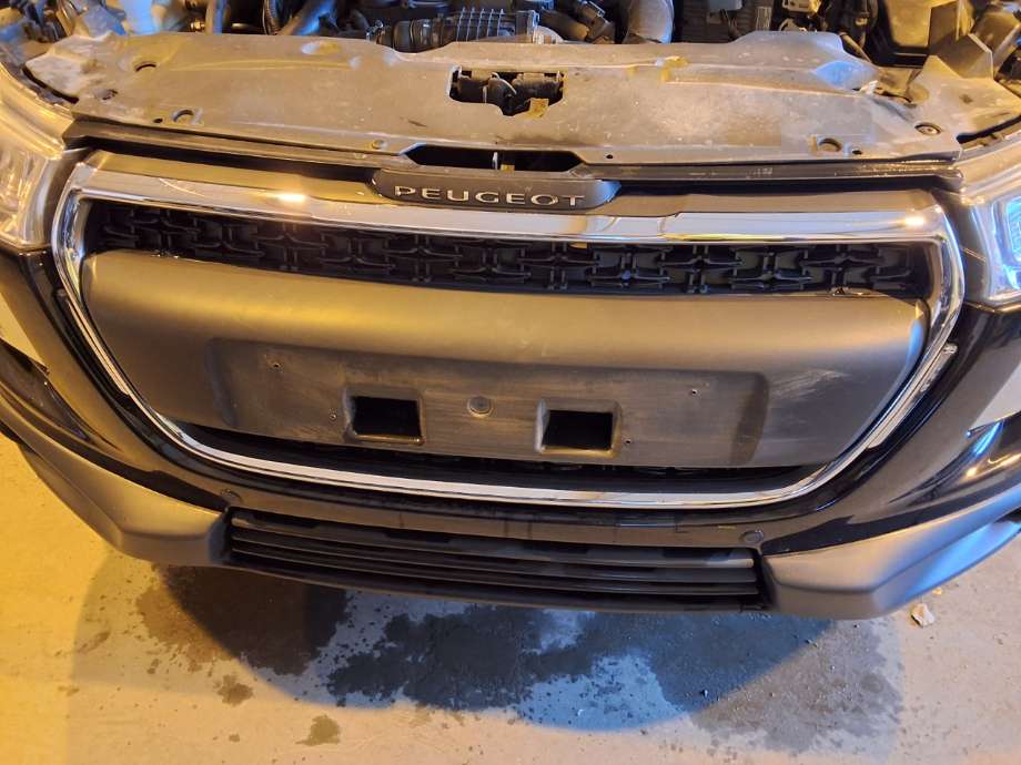 Grill til Peugeot 4008 2012-2017 (PEUGEOT|)