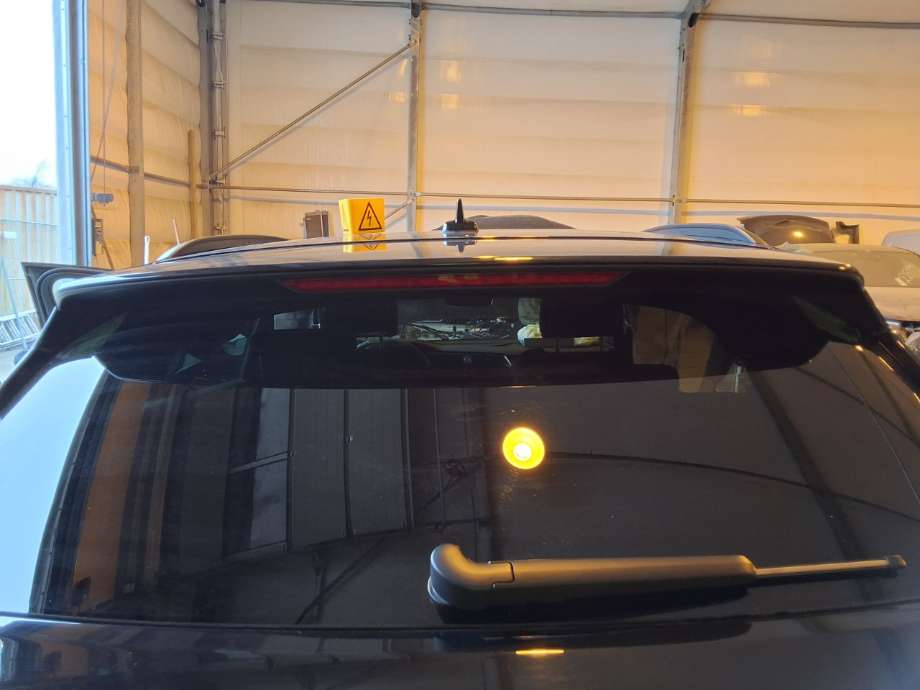 Spoiler bakluke til Audi e-tron 2018-->>  (AUDI|4KE 827 933|)