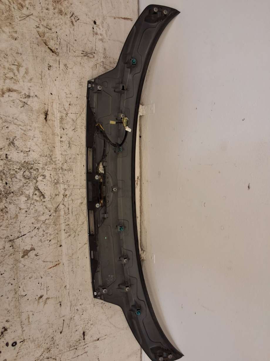 Lister til Subaru Outback 2009-2014 (Type IV)  (SUBARU|91119AJ081NN|)