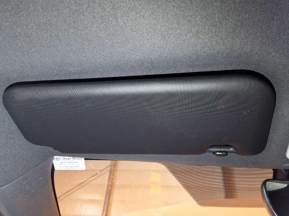 Solskjerm til Toyota Corolla, 2019-->>  (TOYOTA|)