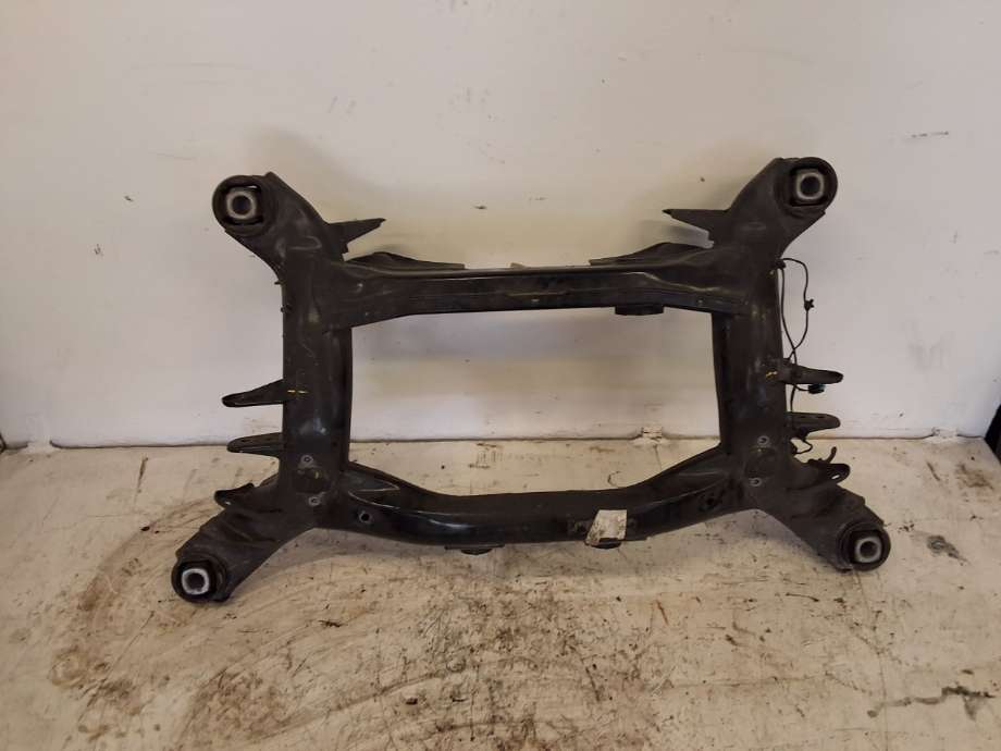 Travers bak til BMW X3 2010-2017 (F25) (F25) (BMW|33 31 6 857 983|)