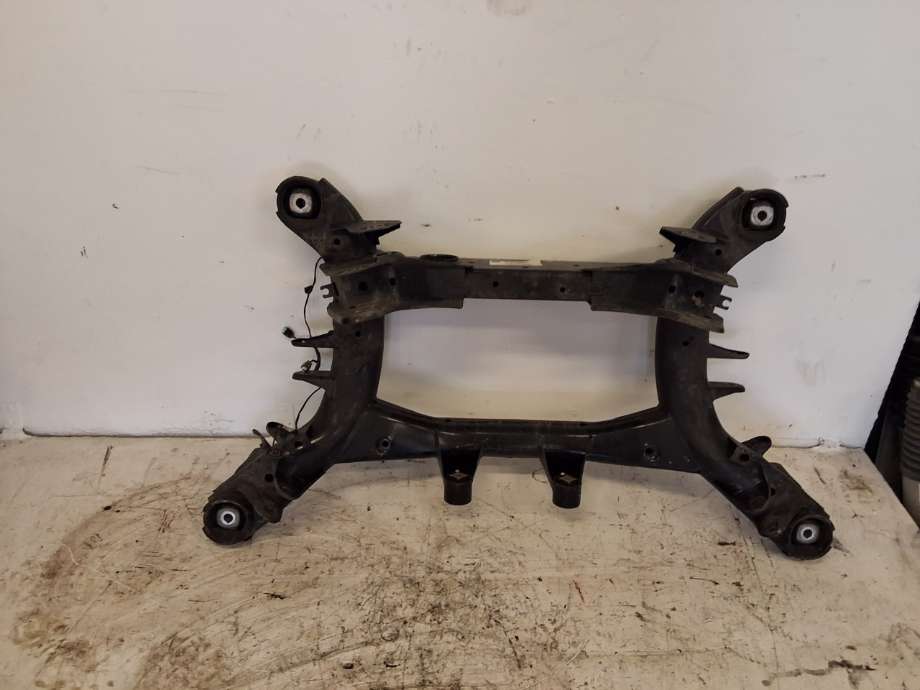 Travers bak til BMW X3 2010-2017 (F25) (F25) (BMW|33 31 6 857 983|)