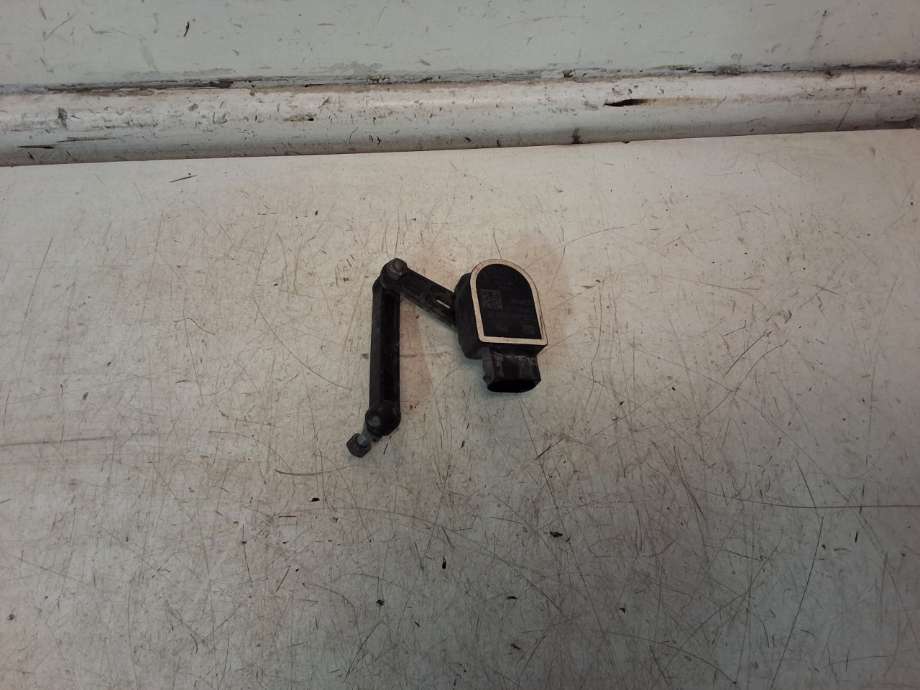 Sensor nivå til BMW X3 2010-2017 (F25) (F25) (BMW|37 14 6 870 000|)