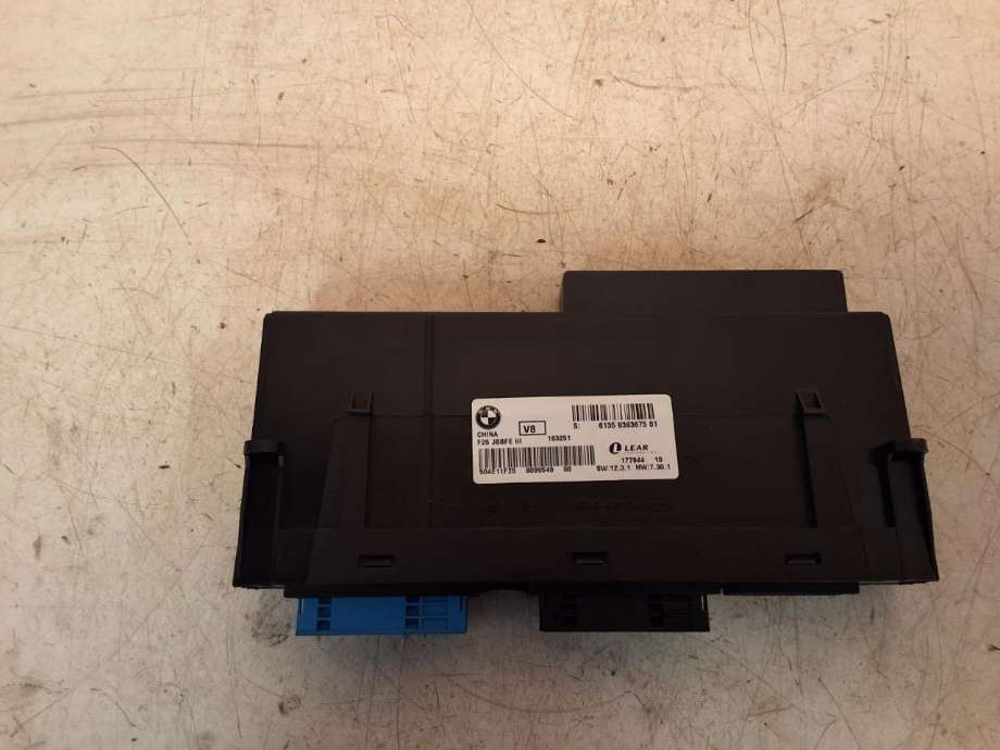 Styreenhet comfort (BCM) til BMW X3 2010-2017 (F25) (F25) (BMW|61 35 6 992 425|)