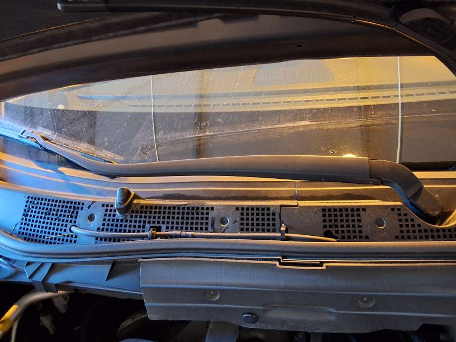 Viskerarmer frontrute til Mazda CX-5 2012-2017 (Type I) (MAZDA|)