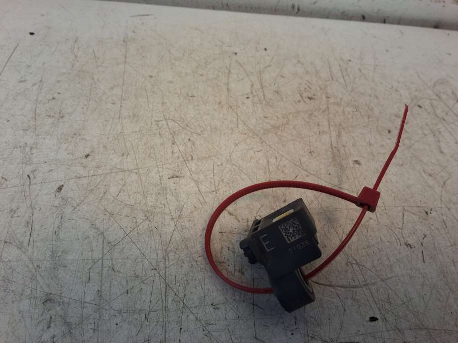 Sensor diverse til Hyundai Santa Fe 2021-->> (Type IV)  (HYUNDAI|95920L1000|)