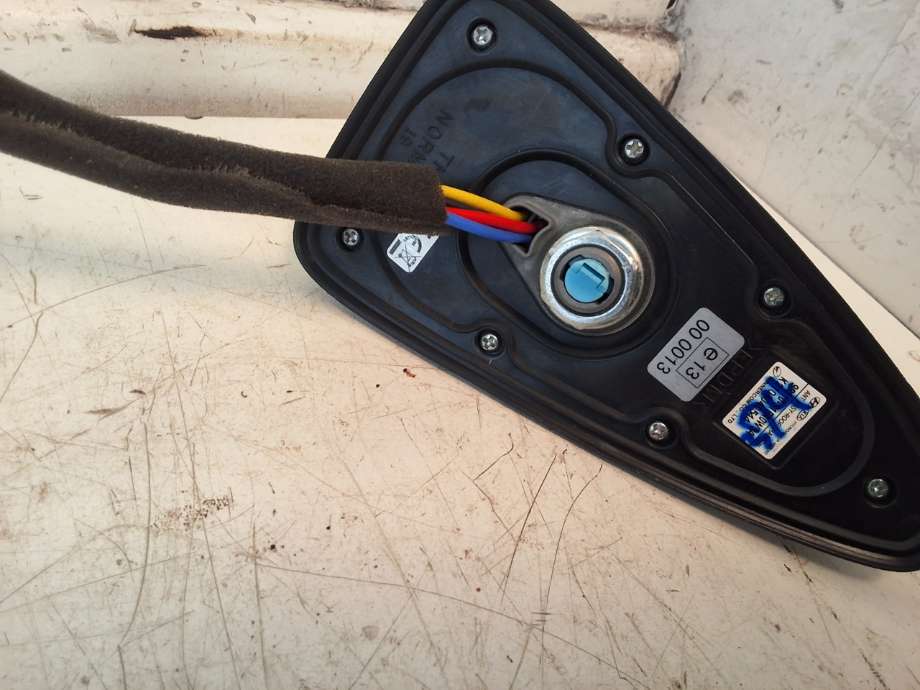Antenne navigasjon til Hyundai Santa Fe 2021-->> (Type IV) (HYUNDAI|96210S1EA0W3A|)