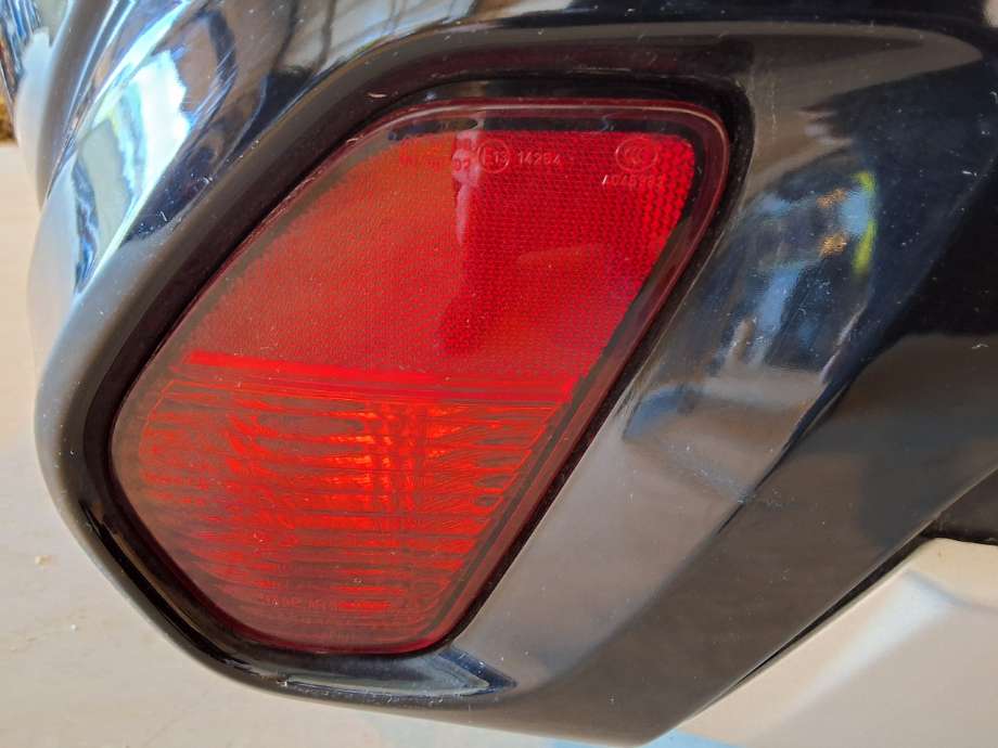 Baklykt fra støtfanger til Mitsubishi Outlander, 2015-->> (Type III, Fase 2)  (MITSUBISHI|)