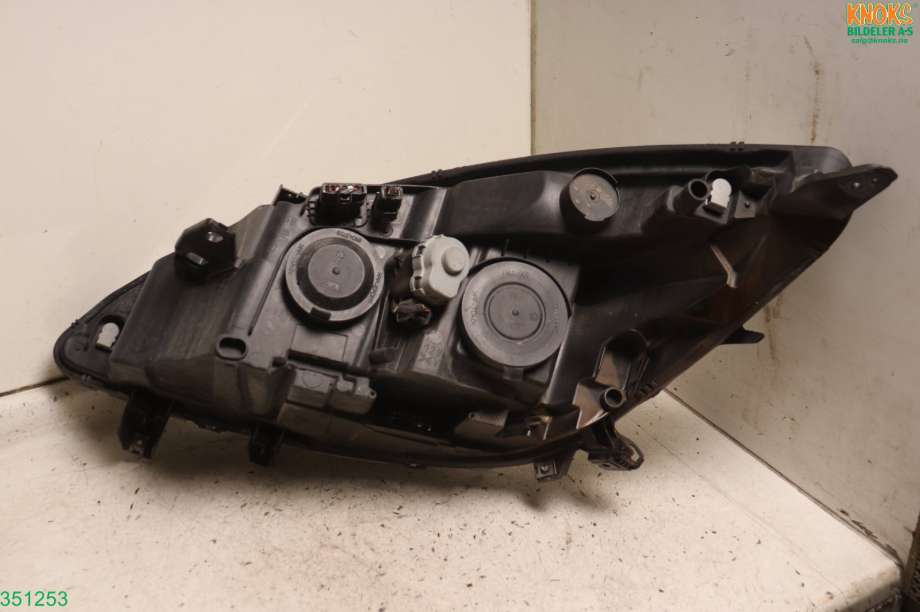 Frontlykt høyre halogen til Renault Scenic 2009-2016 (Type III)  (RENAULT|260105783R|)