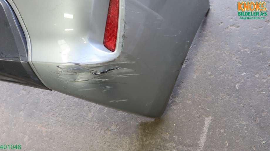 Støtfanger bak til Toyota Auris 2013-2015 (Type II, Fase 1)  (TOYOTA|5215902998|)