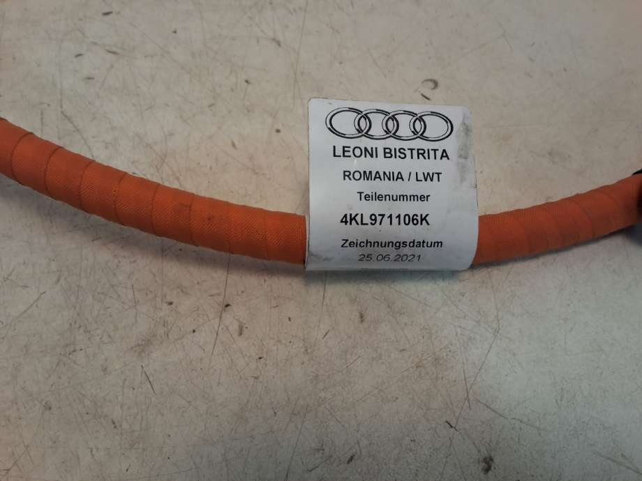 Batterilader kabel til Audi e-tron 2018-->>  (AUDI|4KL 971 093 T|)