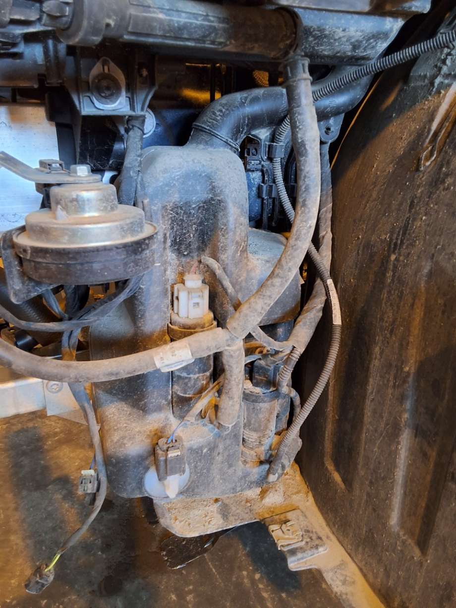 Spylertank til Mercedes B-Klasse, 2011-2018 (W246) (W246) (MERCEDES|)