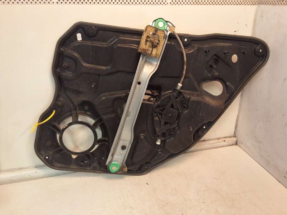 Ruteheis til Volvo V60/V60 CC 2013-2018 (Type I, Fase 2) (VOLVO|30784314|)