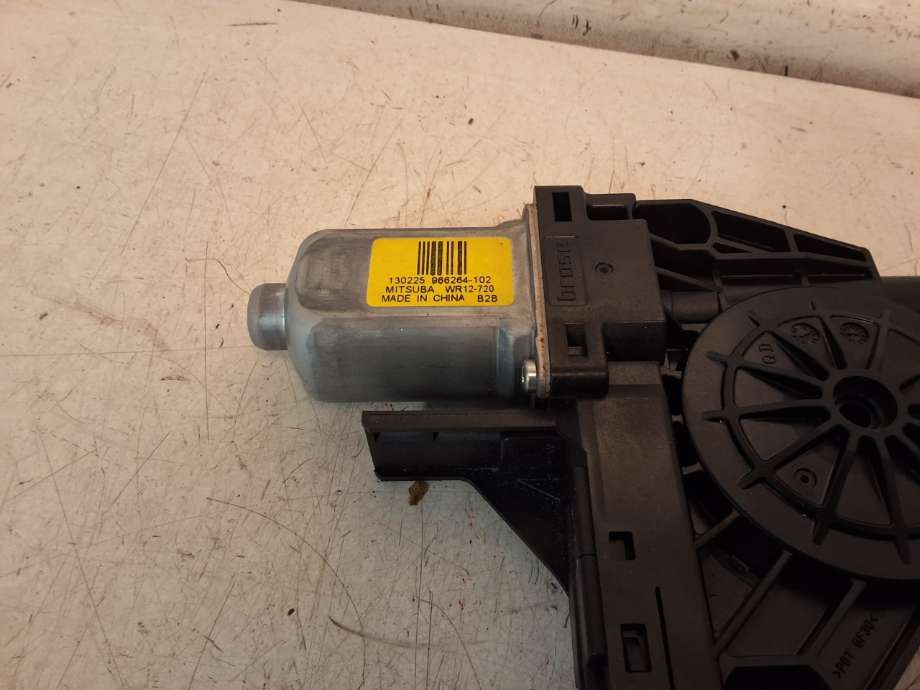 Ruteheis venstre bak til Volvo V60/V60 CC 2013-2018 (Type I, Fase 2)  (VOLVO|31253064|)