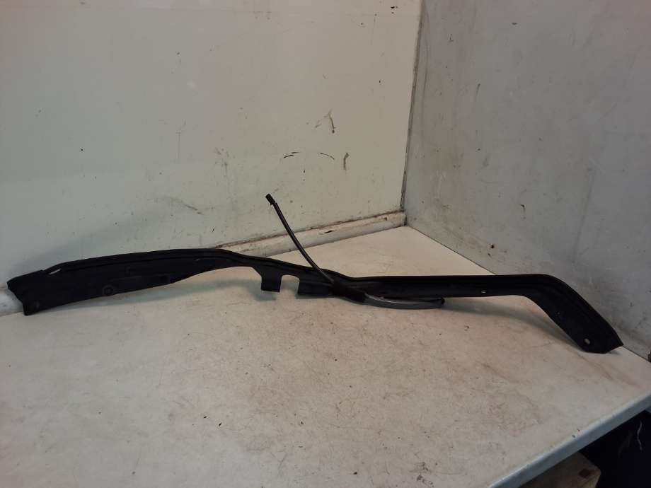Lister til Toyota RAV4 2013-2015 (Type IV, Fase 1) (TOYOTA|8428042010|)