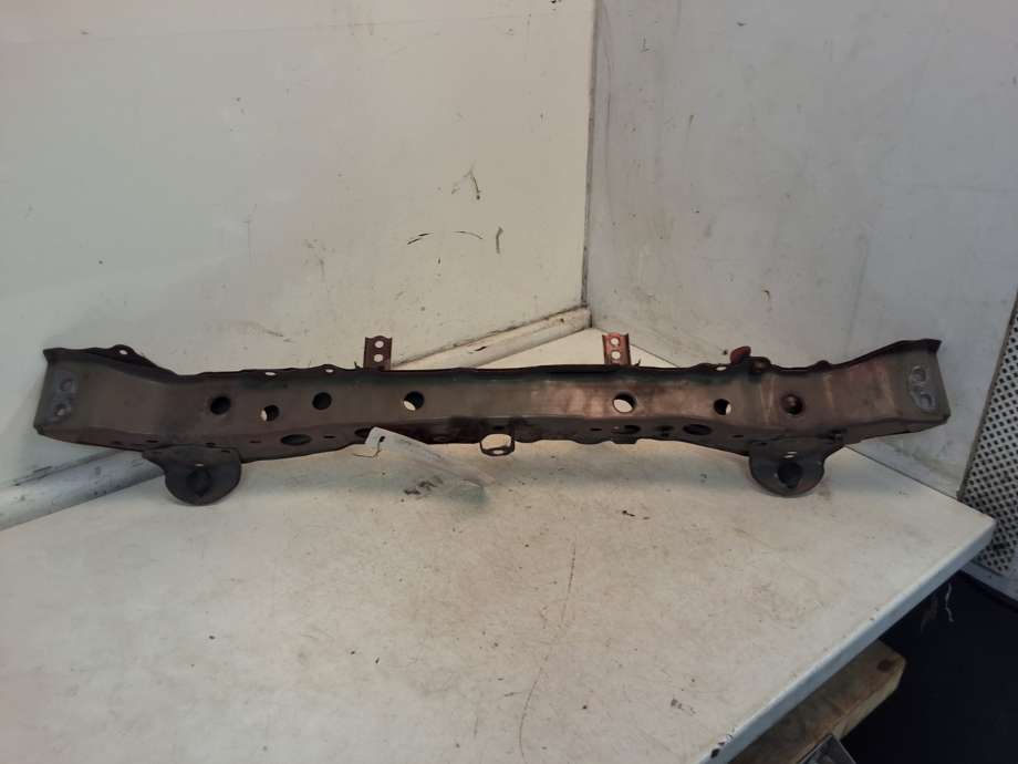 Frontplate øvre til Toyota Yaris 2012-2014 (Type III, Fase 1)  (TOYOTA|532050D904|)