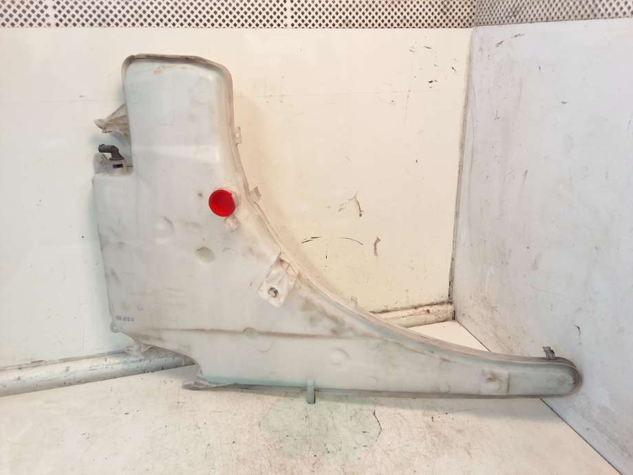 Spylertank foran til BMW 3-Serie, 2005-2011 (E90/E91/E92/E93) (E90/E91/E92/E93) (BMW|61 66 7 238 669)