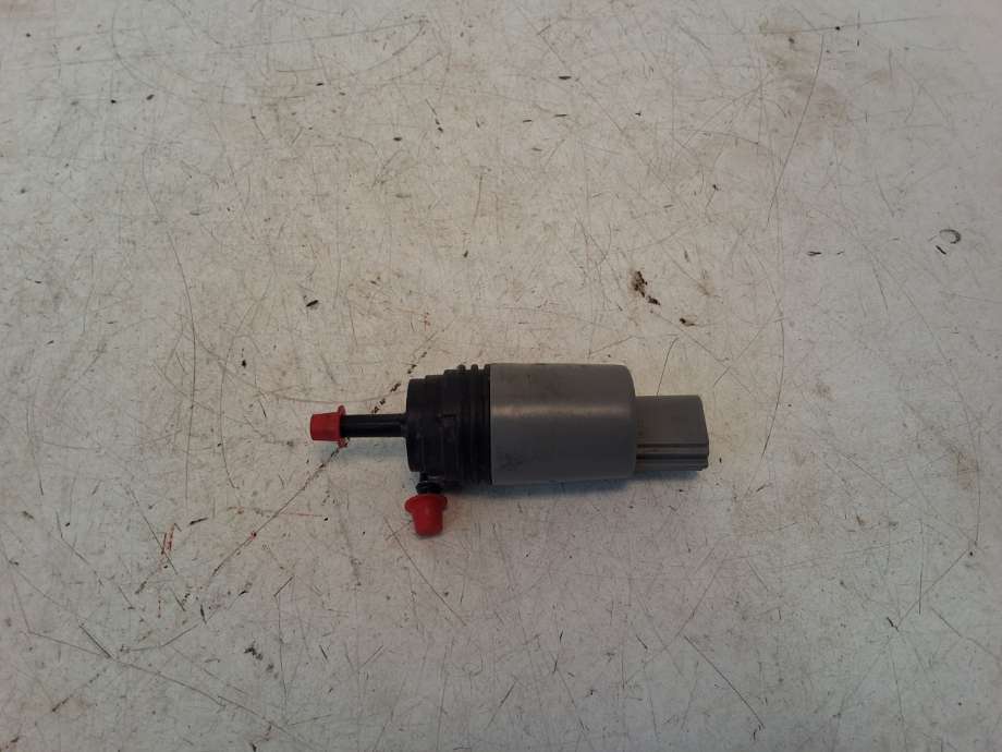 Spylerpumpe foran til BMW 3-Serie 2005-2011 (E90/E91/E92/E93) (E90/E91/E92/E93) (BMW|67 12 7 302 589|)