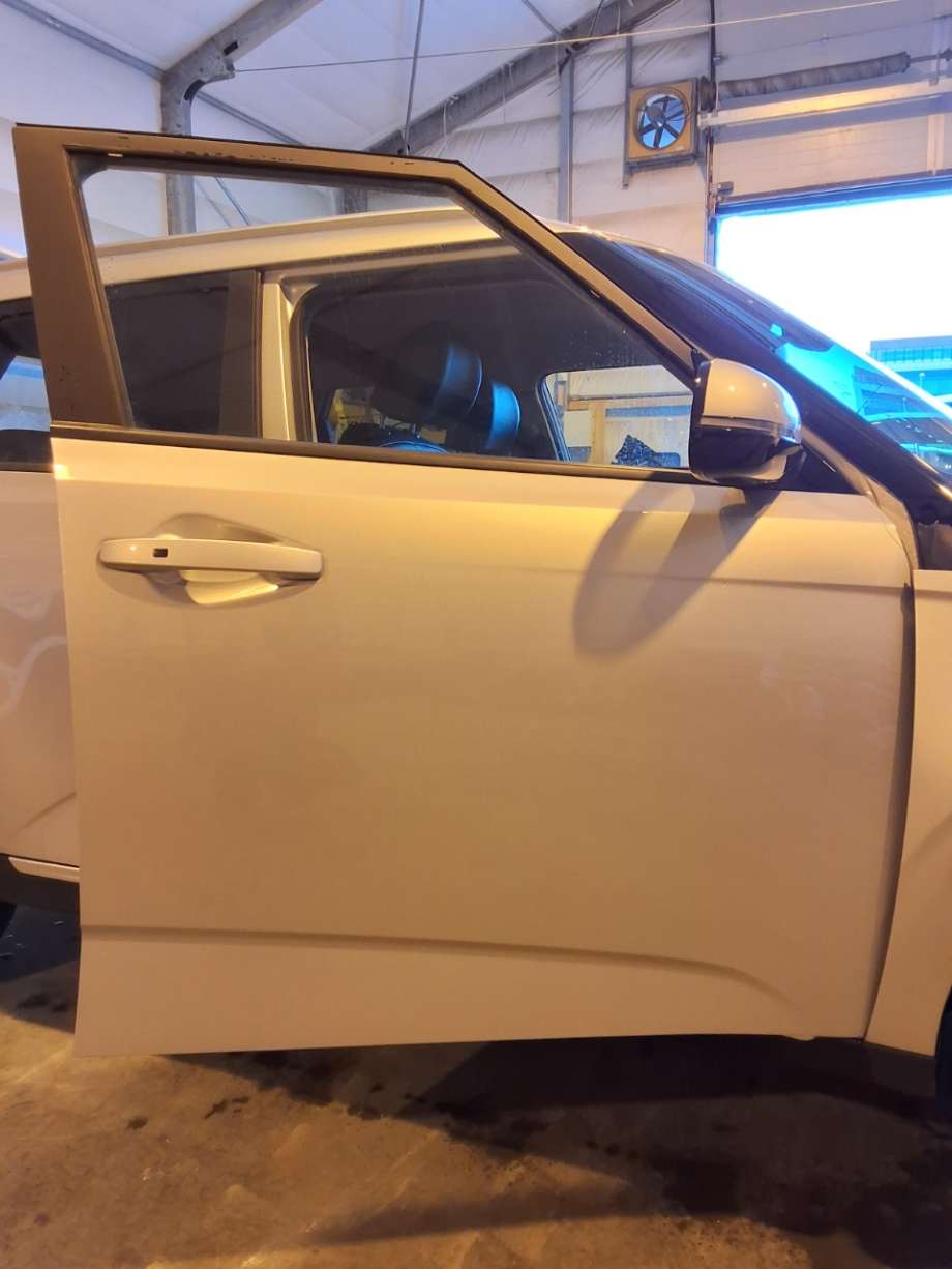 Dør høyre foran til Kia e-Soul, 2019-->> (Type III) (KIA|)