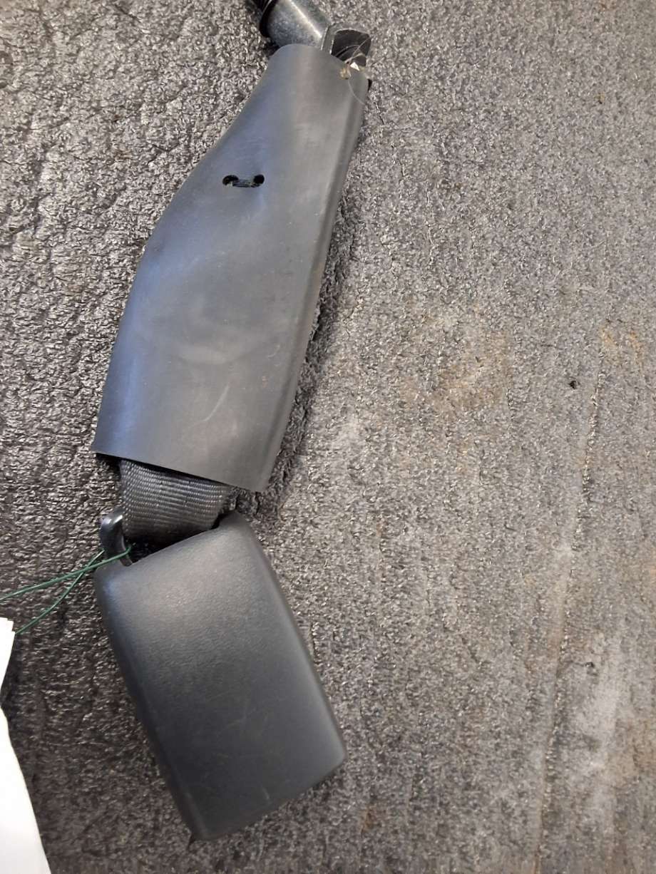 Sikkerhetsbeltelås baksete til Toyota RAV4, 2009-2013 (Type III, Fase 2)  (TOYOTA|7338042080B0)