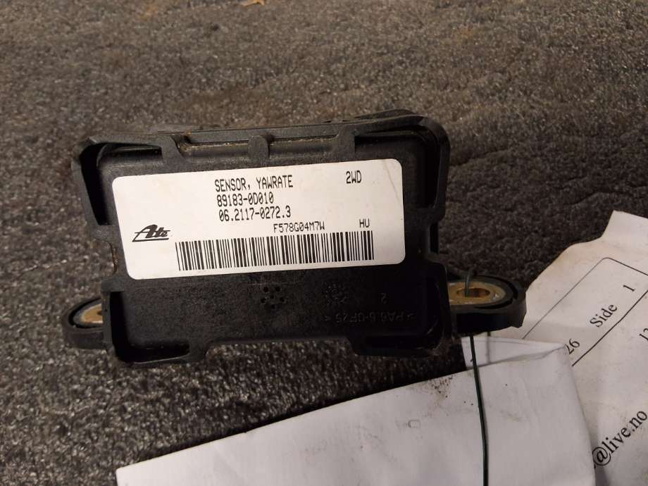 Sensor diverse til Toyota Yaris 2006-2009 (Type II, Fase 1) (TOYOTA|891830D010|)