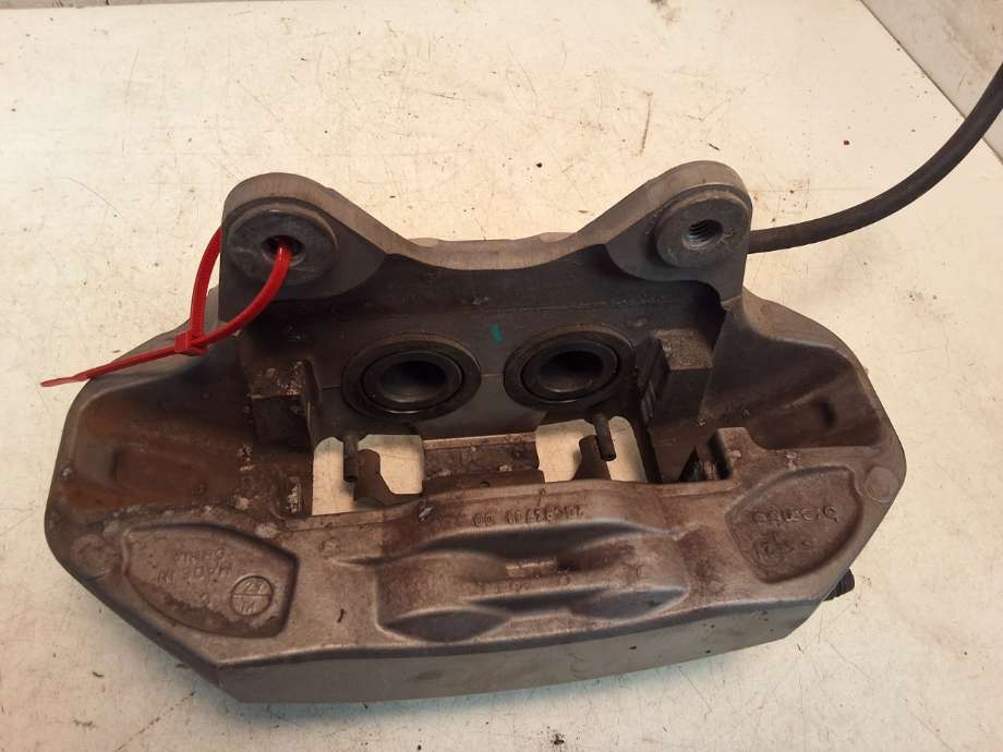 Bremsecaliper venstre foran til Tesla Model Y 2021-2024 (Type I) (TESLA|1188621-00-D|)