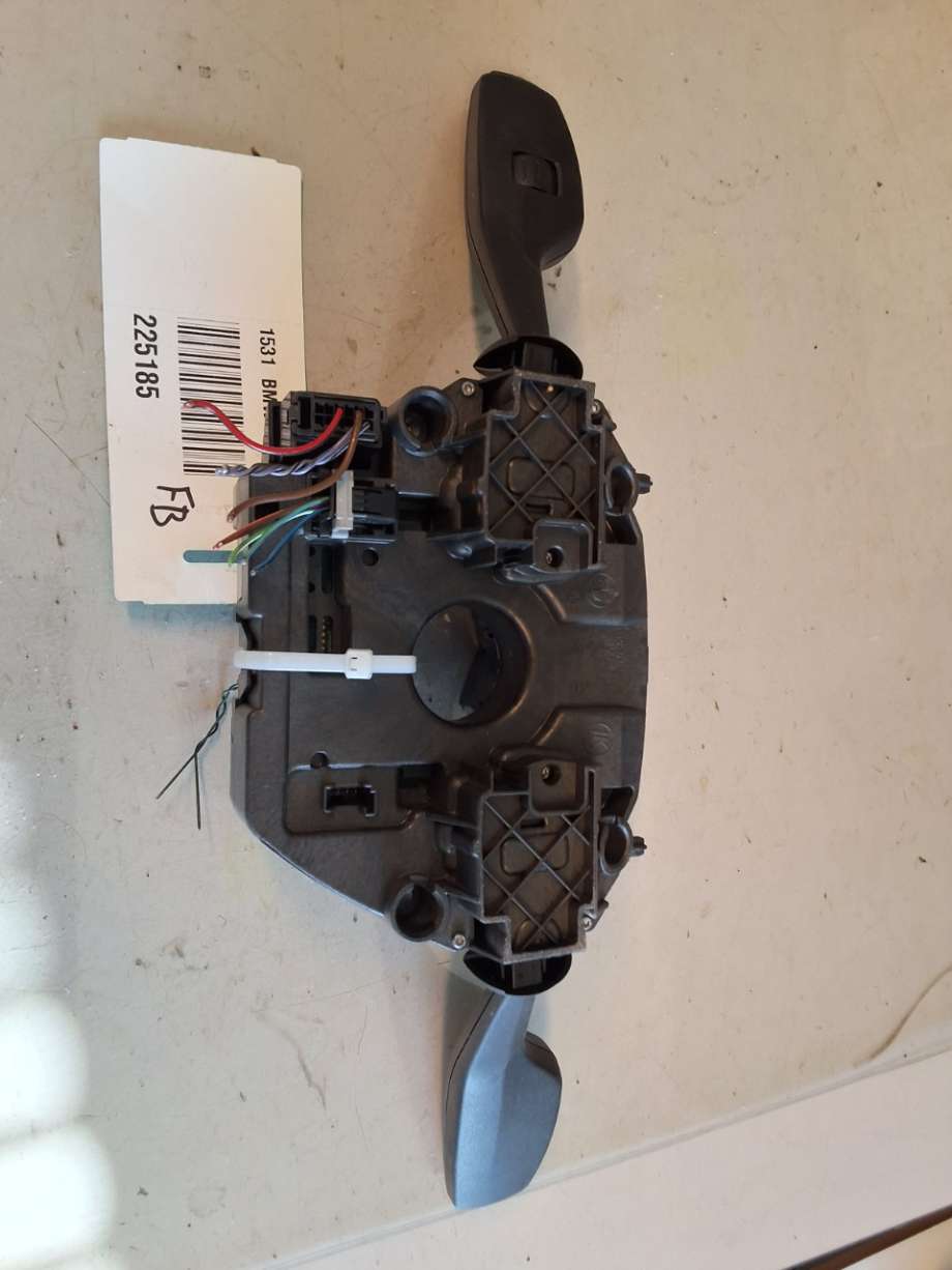 Bryter combi til BMW 3-Serie 2012-2018 (F30/F31/F34) (F30/F31/F34) (BMW|61 31 9 351 151|)