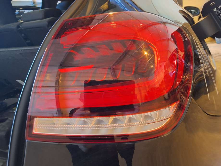 Baklykt høyre til Mercedes A-Klasse, 2018-->> (W177) (W177) (MERCEDES|)