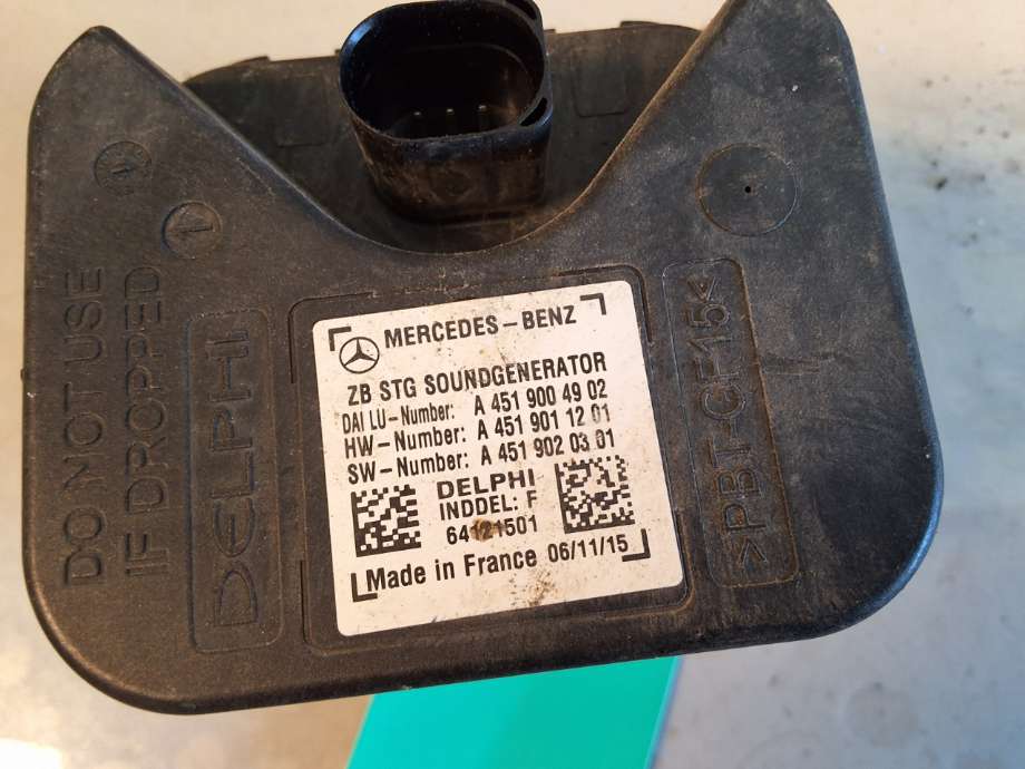 Høyttaler motorlyd, AVAS (Acoustic Vehicle Alerting System) til Mercedes B-Klasse 2011-2018 (W246) (W246) (MERCEDES|A 451 900 49 02|)