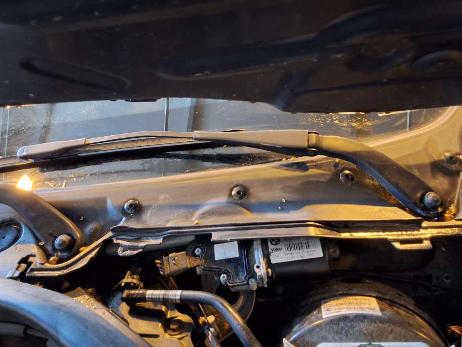Viskerarmer frontrute til BMW 3-Serie 2012-2018 (F30/F31/F34) (F30/F31/F34) (BMW|)