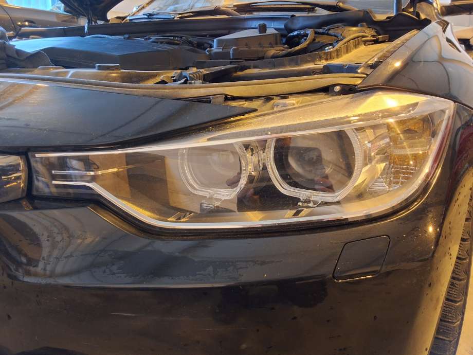 Frontlykt venstre halogen til BMW 3-Serie 2012-2018 (F30/F31/F34) (F30/F31/F34) (BMW|)