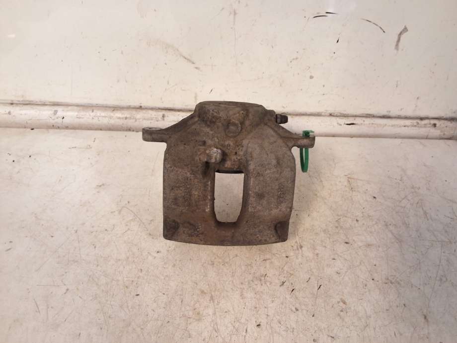 Bremsecaliper høyre foran til Mercedes C-Klasse 2007-2011 (Fase 1) (W204) (W204) (MERCEDES|A 204 421 22 81|)