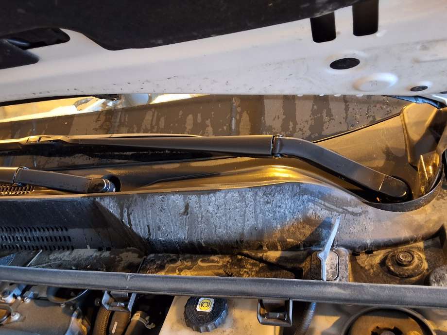 Viskerarmer frontrute til Toyota bZ4X 2022-->> (TOYOTA|)