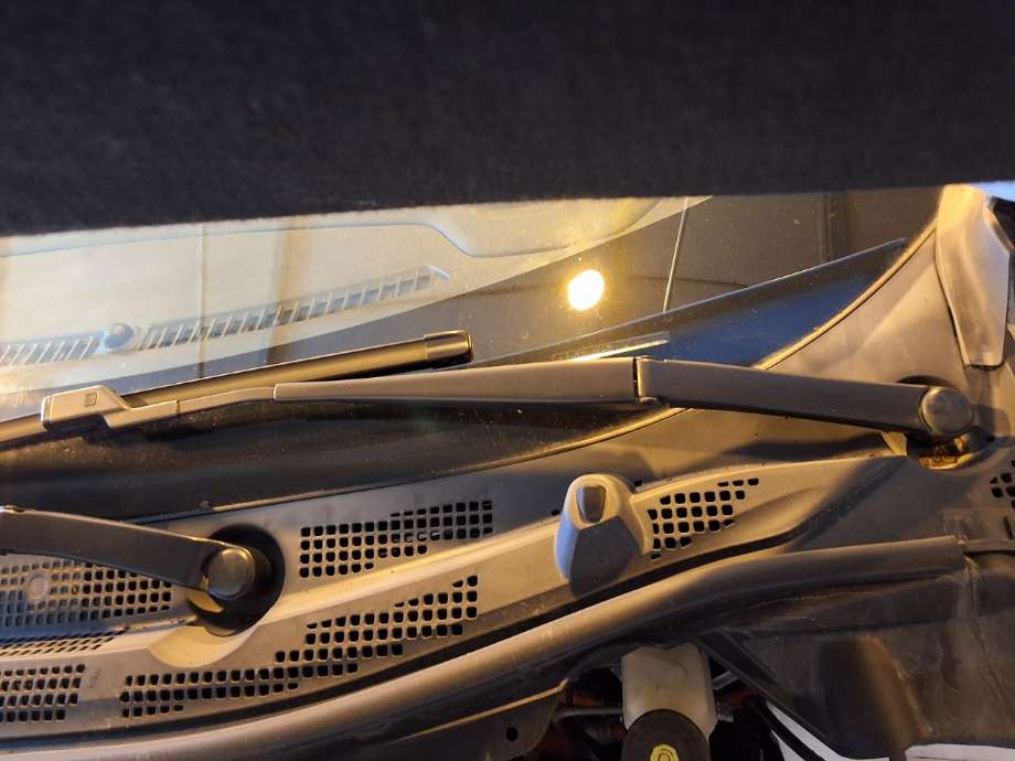 Viskerarmer frontrute til XPeng G3 2021-->> (XPENG|)