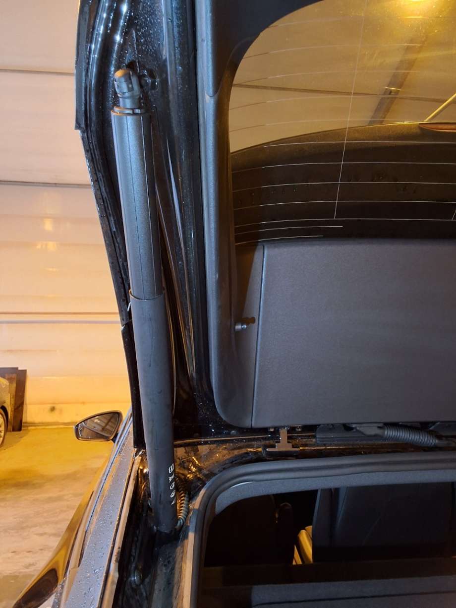 Baklukedemper til VW ID.4 2020-->> (VOLKSWAGEN|11A 827 851 B|)