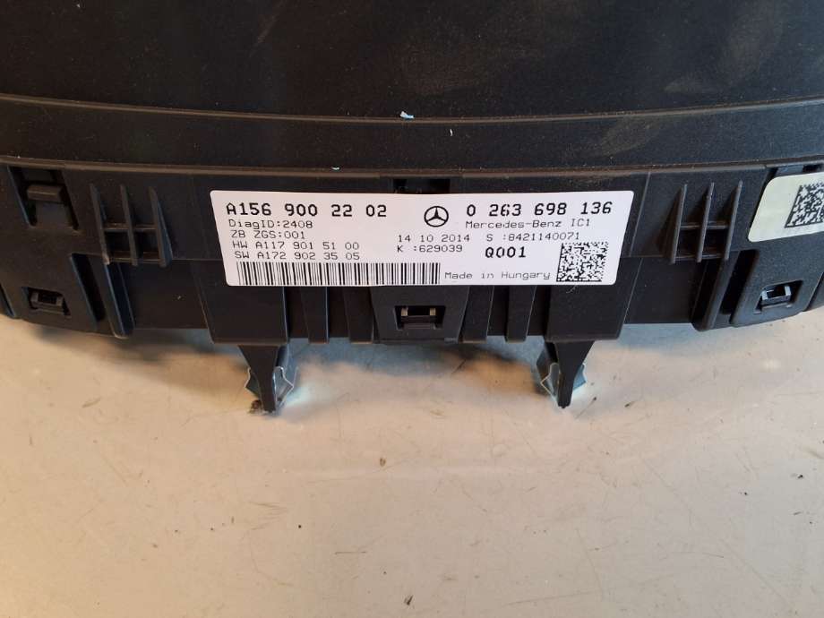 Instrumentpanel til Mercedes GLA 2014-2020 (X156) (X156) (MERCEDES|A 156 900 22 02|A 156 900 48 02|)